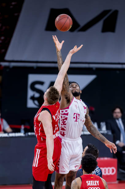 科尔转身成 科尔转身成