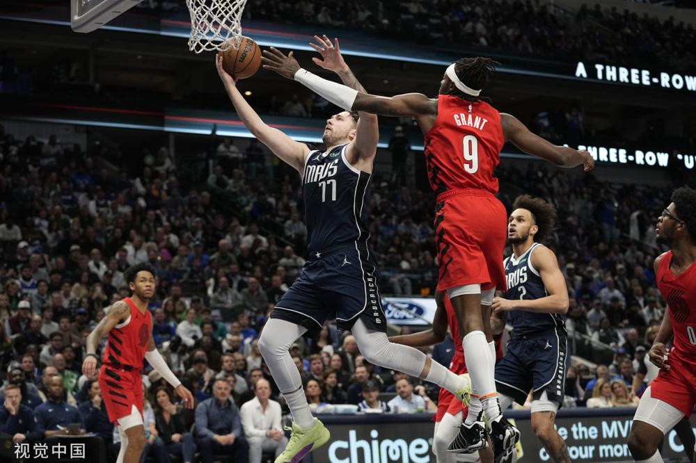 利船的挣扎 利船的挣扎